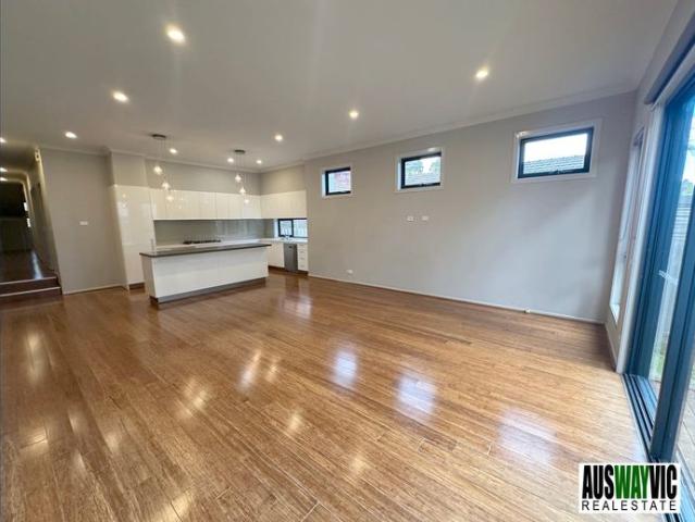 Townhouse for rent in Camerons Creek, Victoria