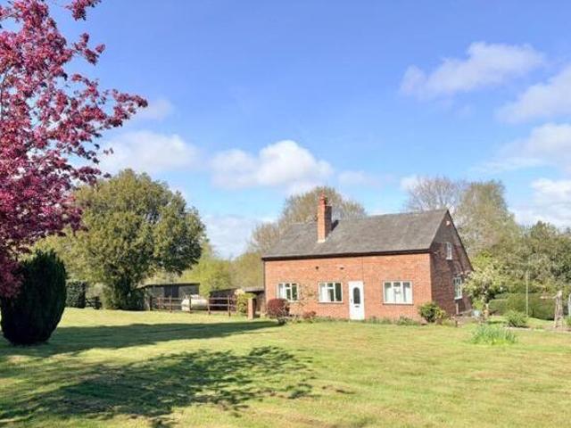 House for sale in Chilworth Old Village, Test Valley
