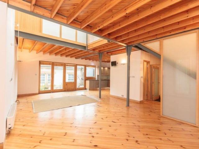 House for rent in Mayfield, Newington