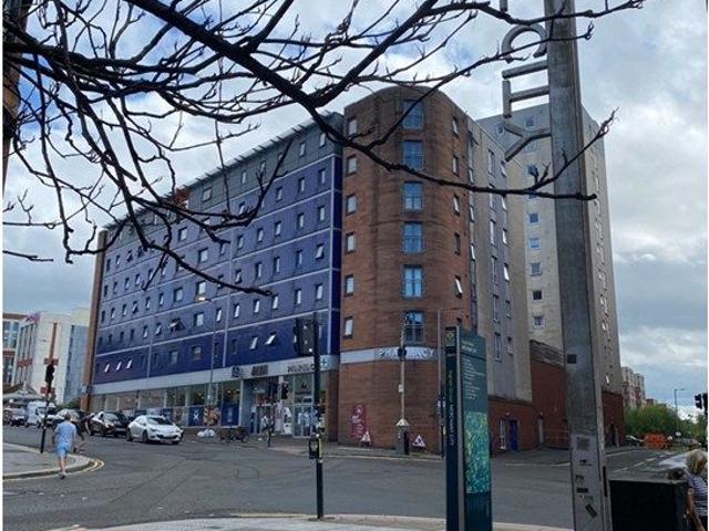 Studio for rent in Merchant City, Scotland