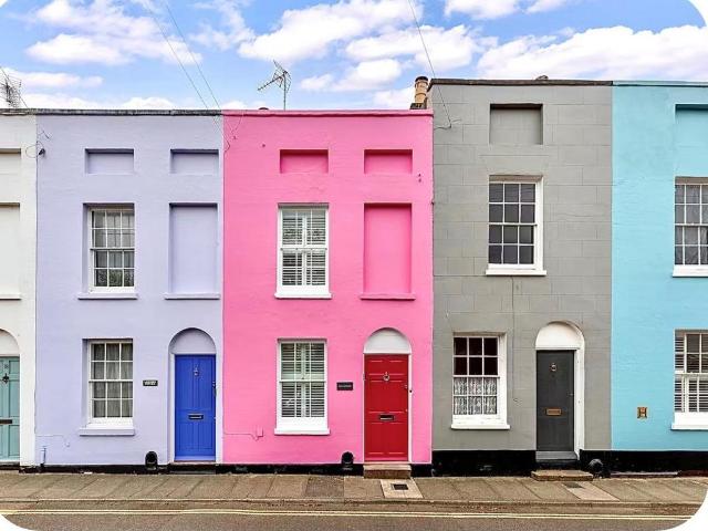 House for rent in The King's Mile, The Bridge