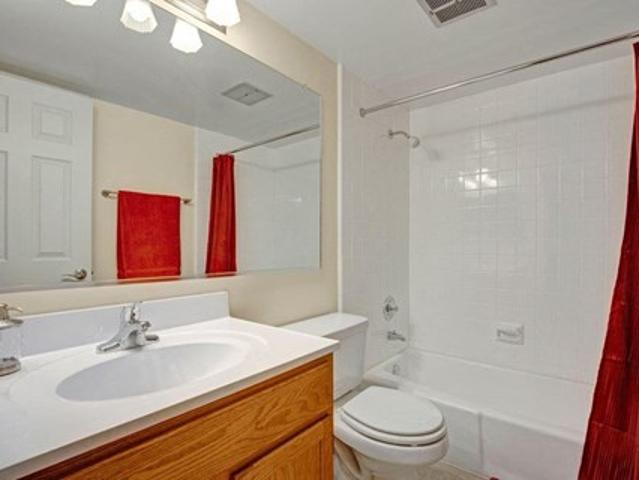 Apartment for rent in Elgin