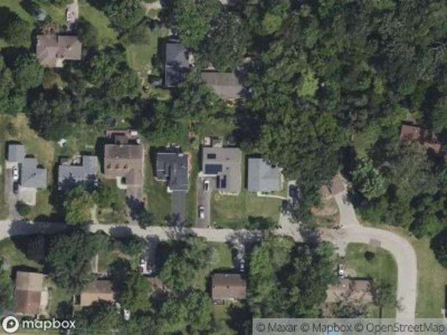 House for sale in Mchenry, Illinois