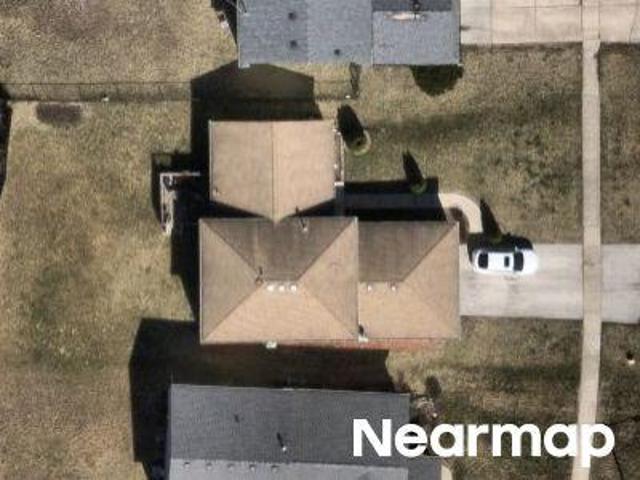 House for sale in Illinois