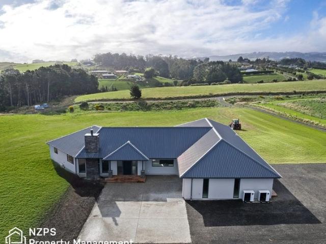 House for rent in Otakou