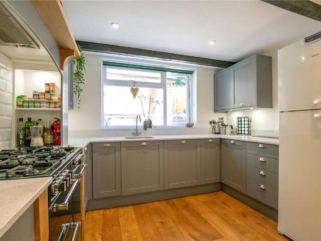 House for rent in Wonersh, Fole