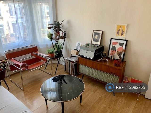 Apartment for rent in Higham Hill, Greater London