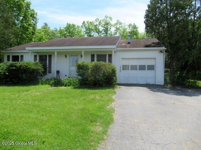 House for sale in Fort Edward