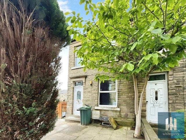 House for rent in Huddersfield, West Yorkshire