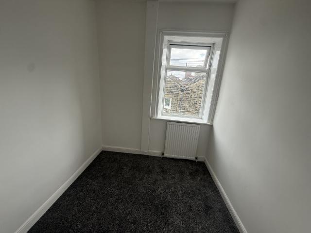 House for rent in Linthwaite, West Yorkshire