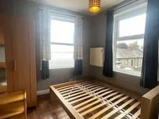 Apartment to rent in Bluebell, North Tipperary