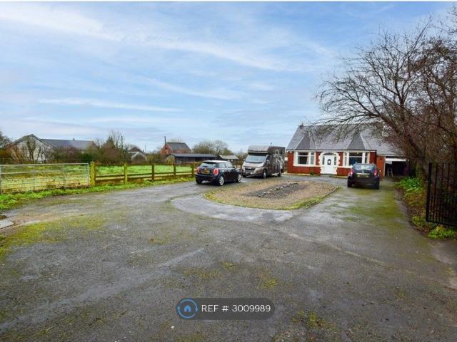 House for rent in Dowbridge, Fylde