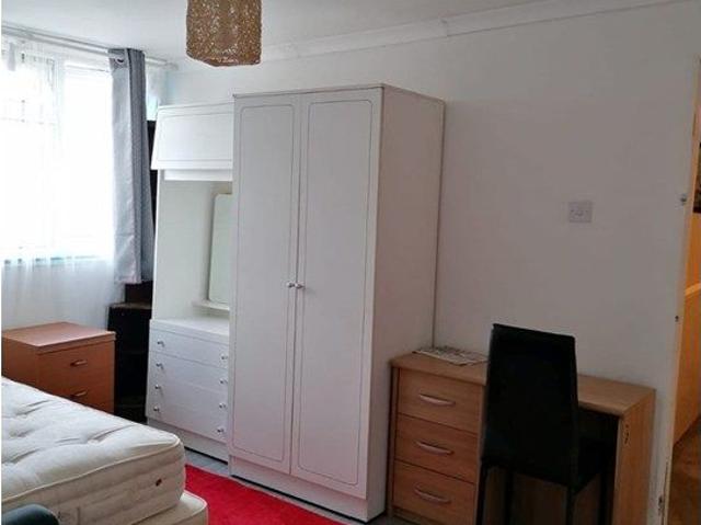 House for rent in South Hornchurch, Greater London