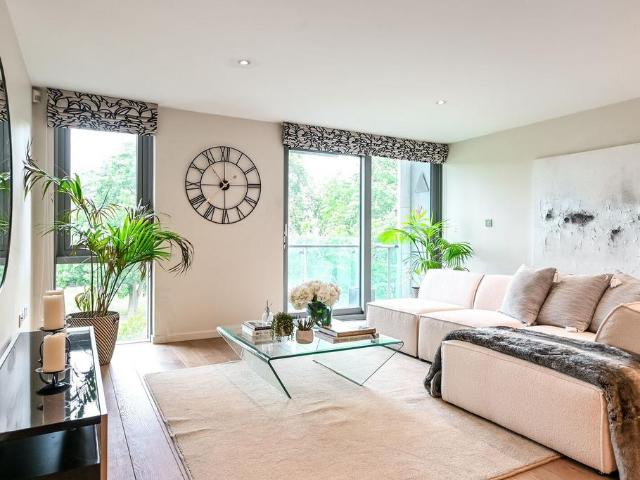 Apartment for rent in Highbury, Greater London