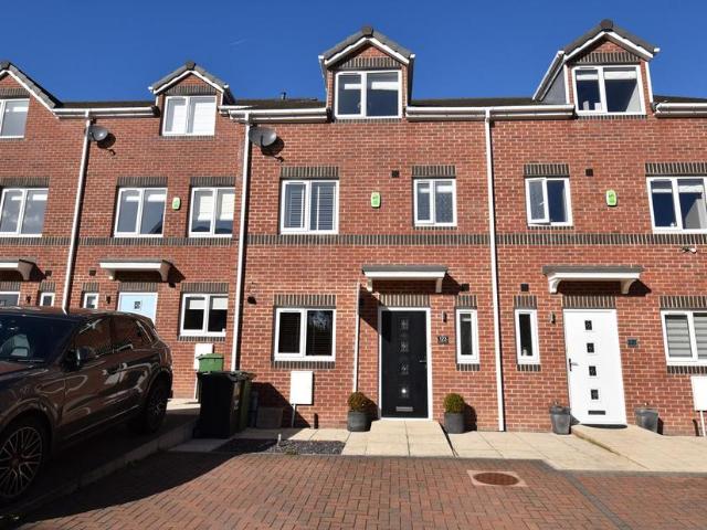 House for rent in Lindley, West Yorkshire