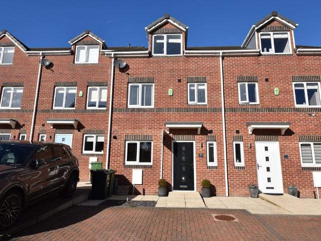 House for rent in Lindley, West Yorkshire