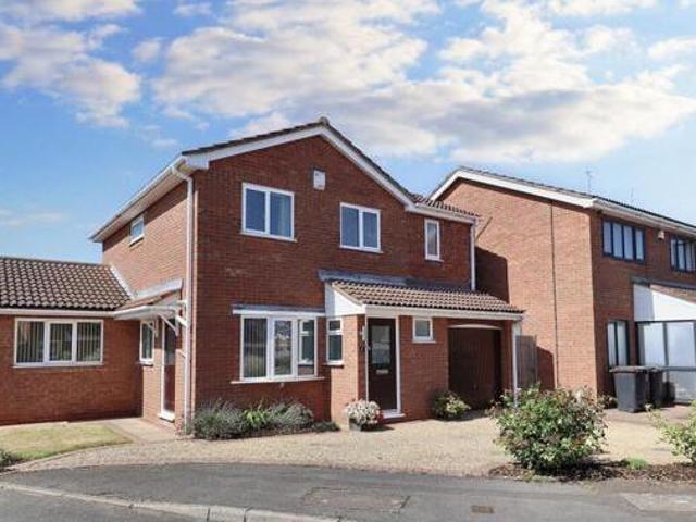 House for sale in Nuneaton, Nuneaton and Bedworth