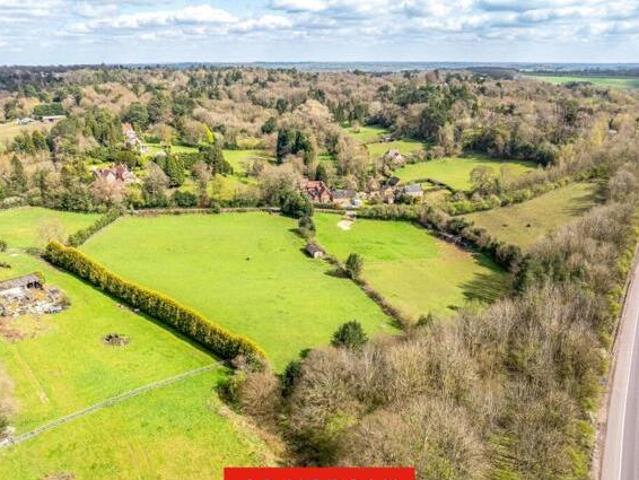 House for sale in Bromsgrove, Worcestershire
