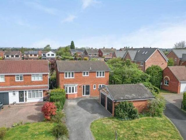 House for sale in Kettlebrook, Staffordshire