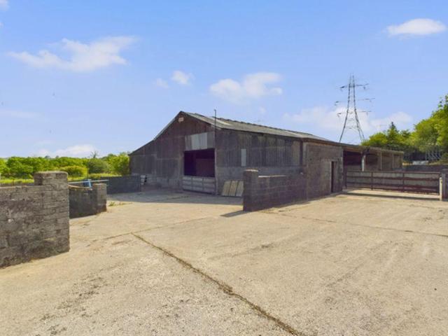 House for rent in Llangyndeyrn, Meinciau