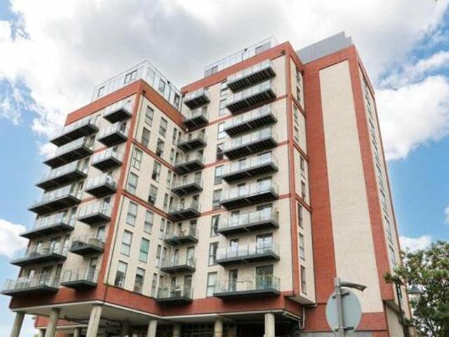 House for sale in New Malden, Greater London