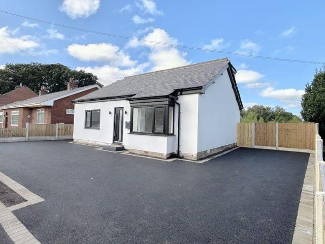 House for rent in Roby Mill, Lancashire
