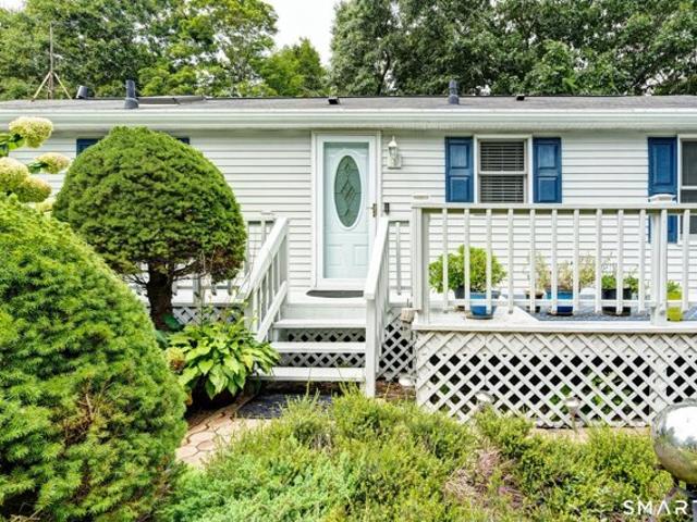 House for sale in Clinton, Connecticut
