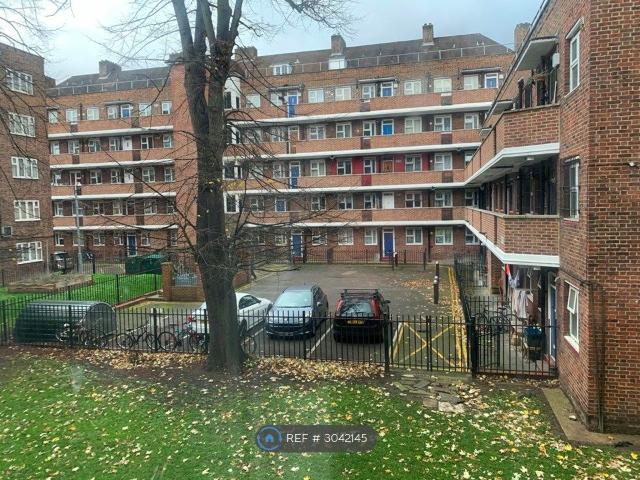 House for rent in Stockwell, Greater London