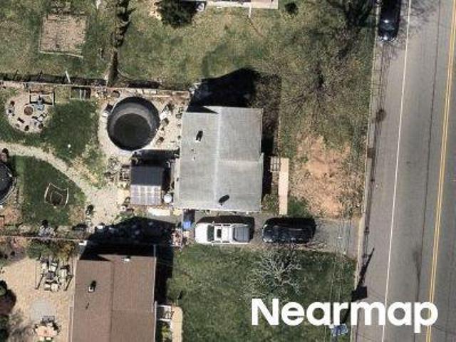 House for sale in Avenel, New Jersey