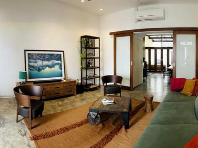 Detached House for sale