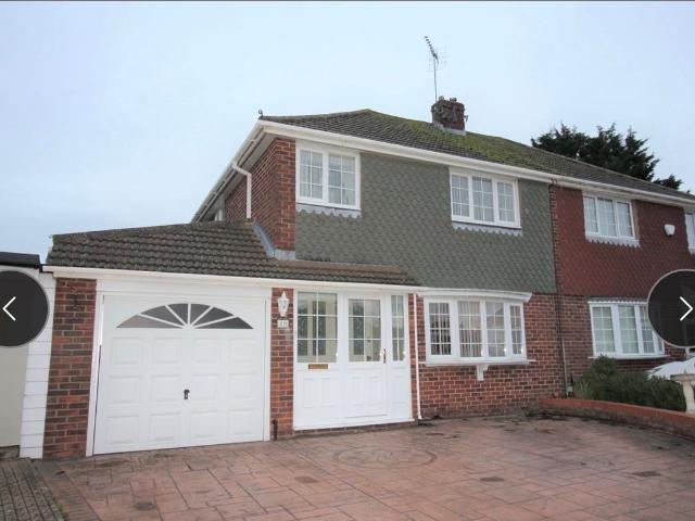 House for rent in Lower Stratton, Stratton St. Margaret