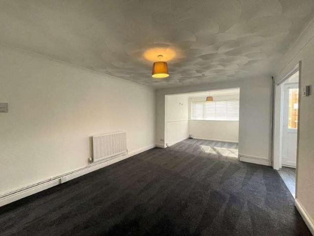 House for rent in Corby