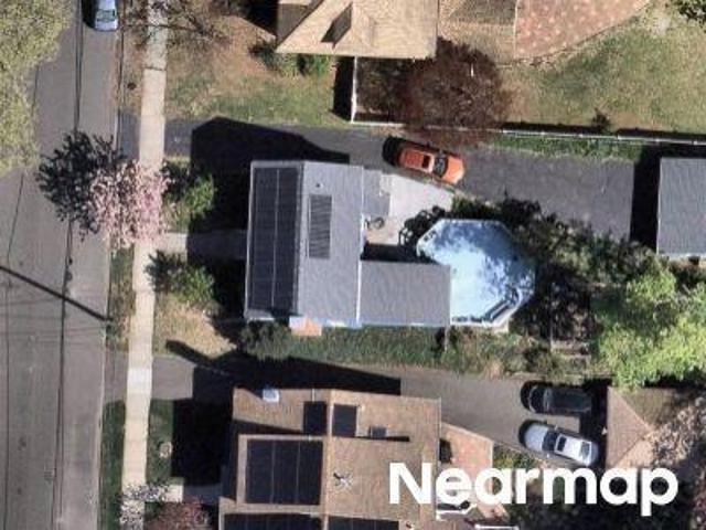 House for sale in Stratford, Greater Bridgeport Planning Region