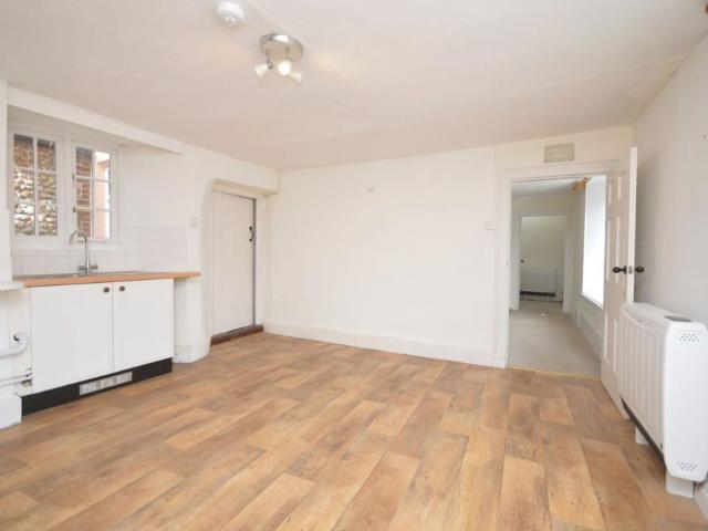 Apartment for rent in Comers, Norfolk