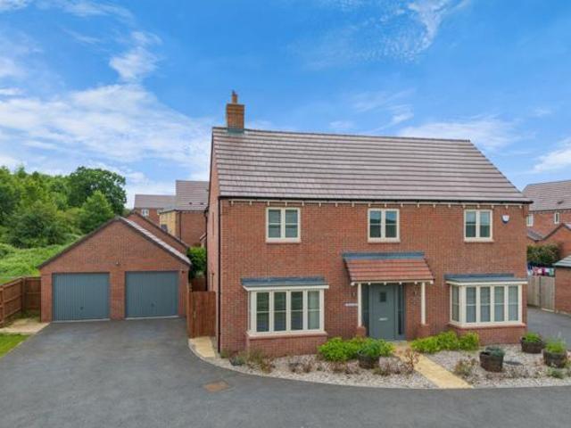 House for sale in Kingsbury Park, Harborough