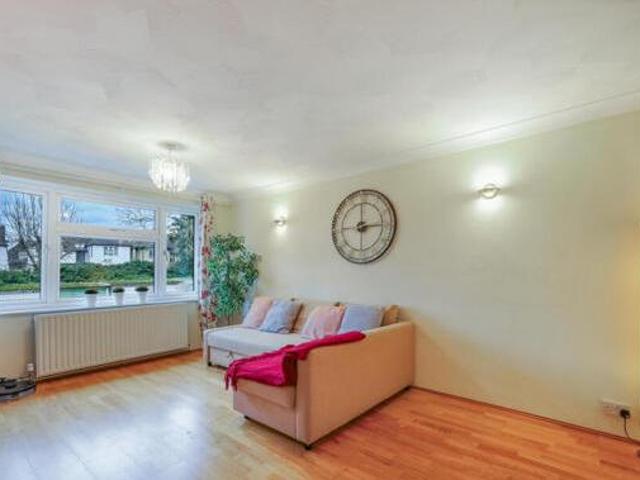 House for sale in New Malden, Greater London