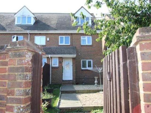 House for rent in Sovereign Harbour, Eastbourne