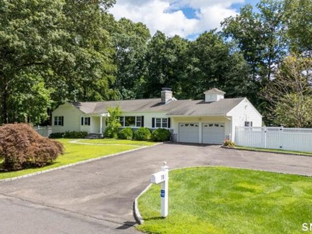 House for sale in Easton, Greater Bridgeport Planning Region