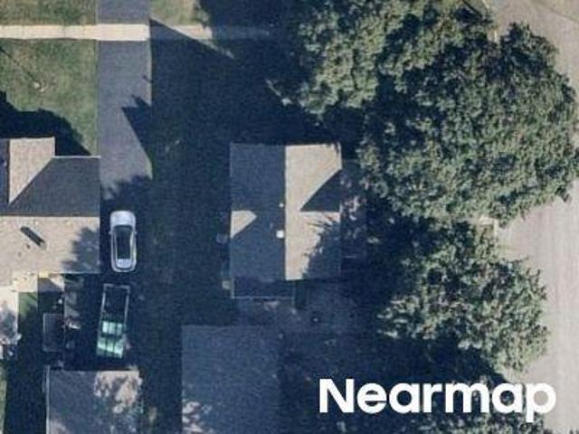House for sale in Mchenry, Illinois