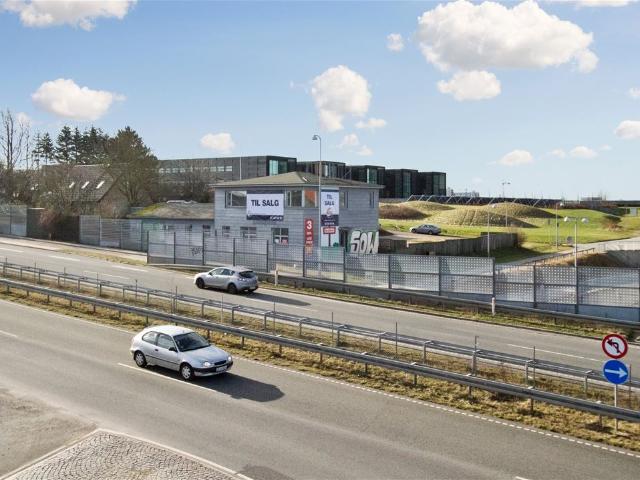 Erhvervsejendom til leje i Århus