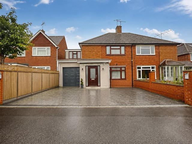 House for rent in Warden Hill, Luton