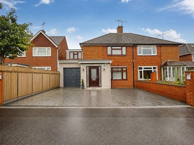 House for rent in Warden Hill, Luton