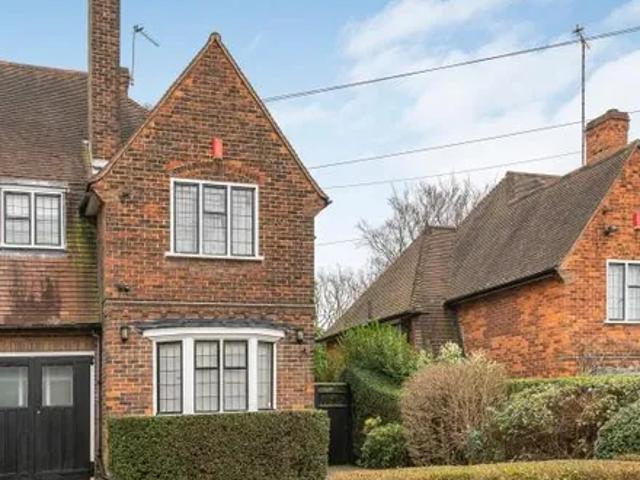 House for rent in Hampstead Garden Suburb, Greater London