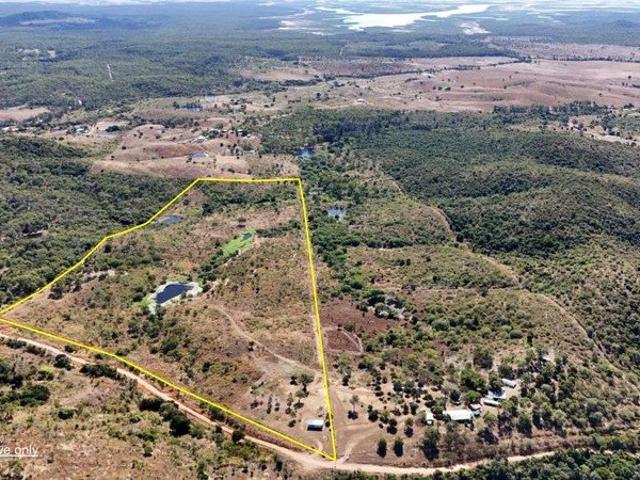 Cottage for sale in Darts Creek, Queensland