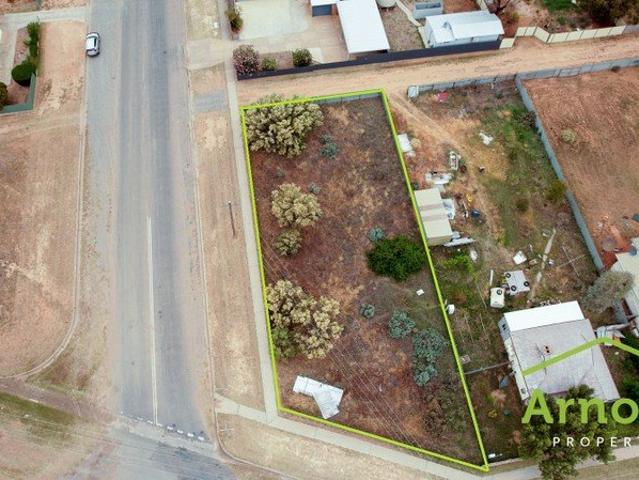 Land for sale in Menindee, Central Darling Shire Council