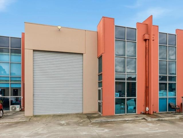 Warehouse for rent in Hoppers Crossing, Melbourne
