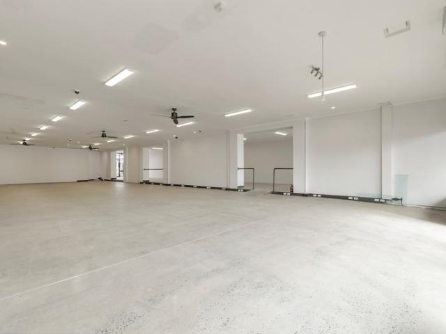Retail for rent in Hastings, Melbourne