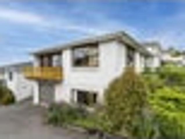 House for sale in Otakou