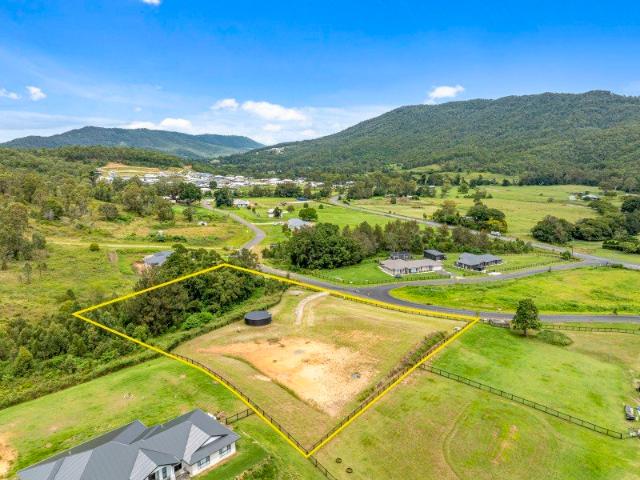 Land for sale in Canungra, Queensland