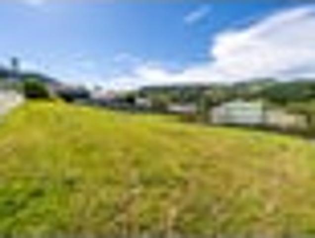 Land for sale in Pauatahanui, Wellington
